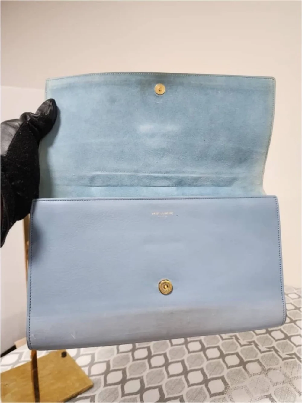 Authentic YVES SAINT LAURENT Calfskin Leather Ligne Y Clutch Bag Blue